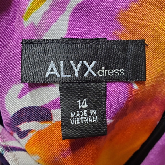 Multicolor Floral Sleeveless Dress - Picture 2 of 6